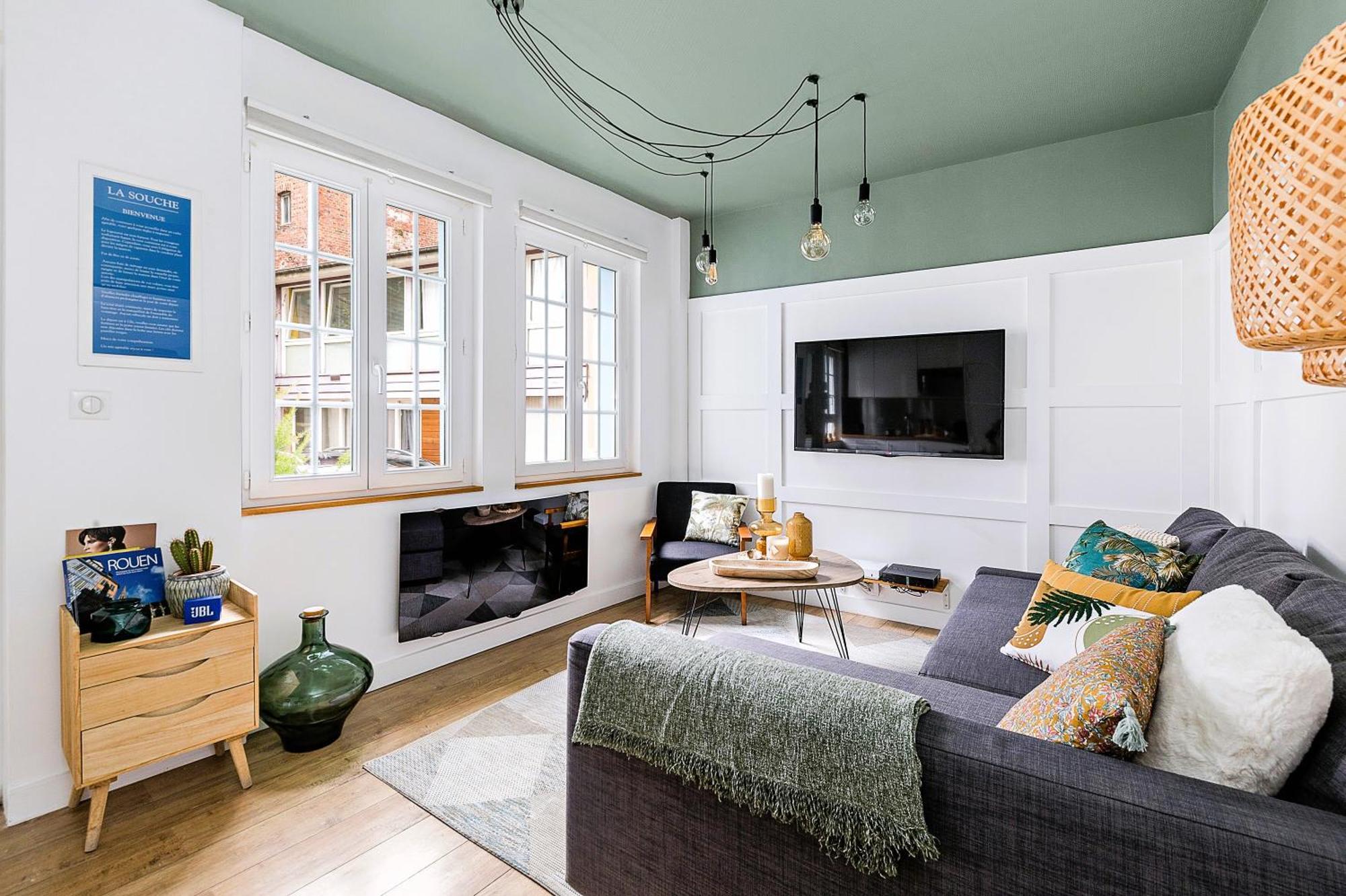 La Souche Apartment *